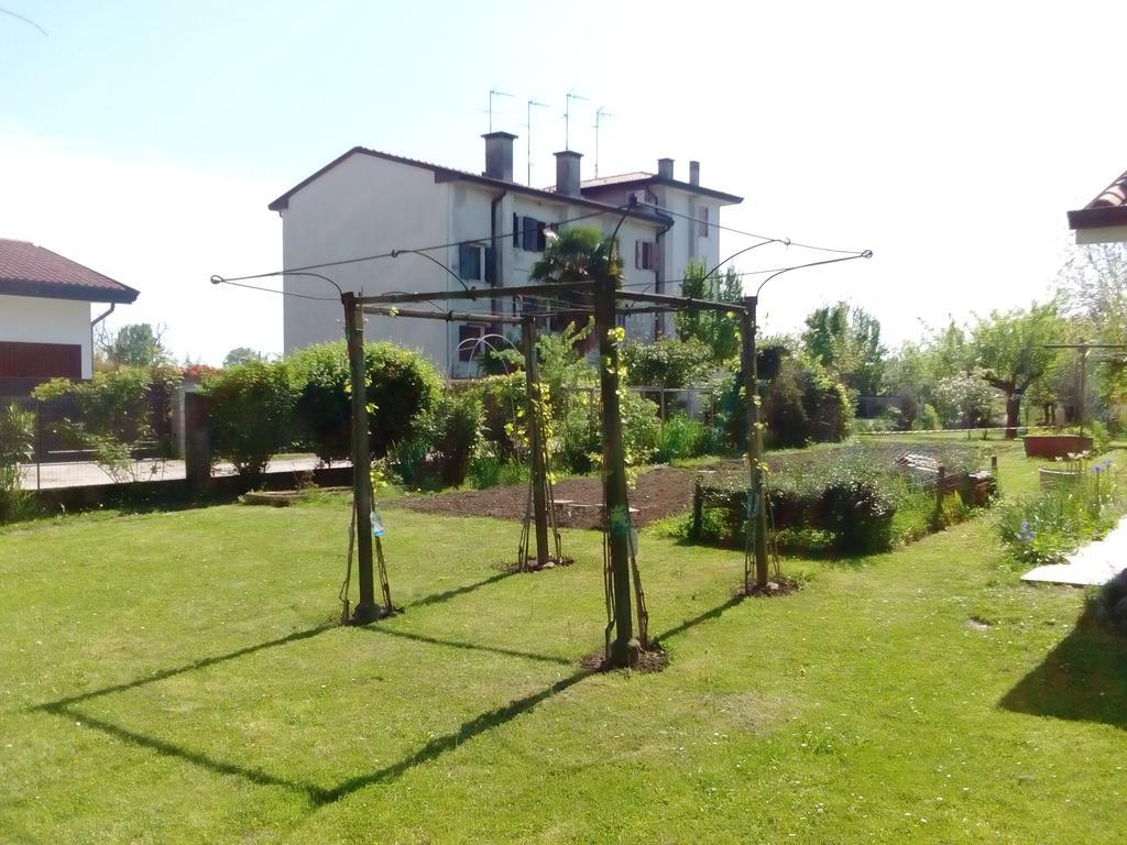 Appartamento Casa Della Nonna ノヴェンタ・ディ・ピアーヴェ エクステリア 写真